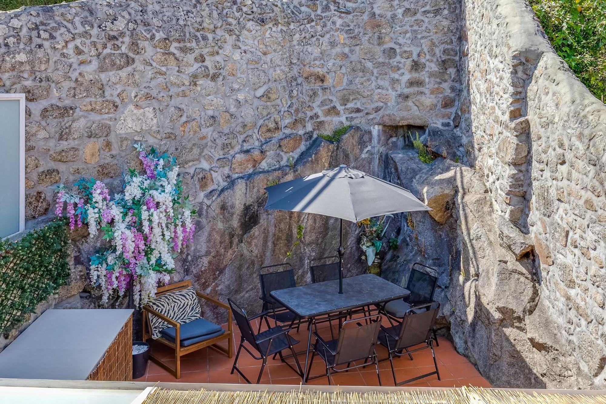 Cozy Nest Hostel Porto Exterior photo